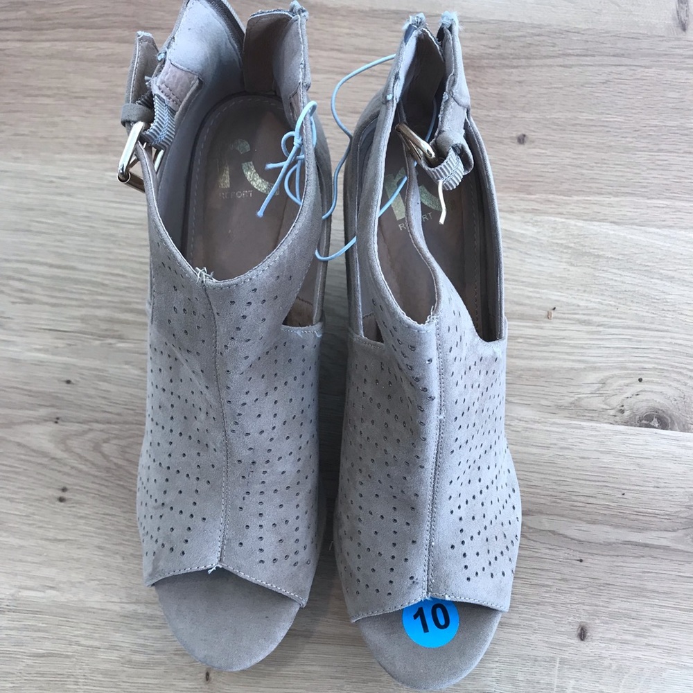 Women Wedges size 10